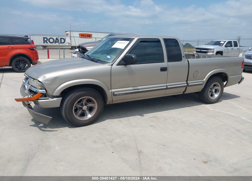 2000 CHEVROLET S-10 LS VIN: 1GCCS19W6Y8296272