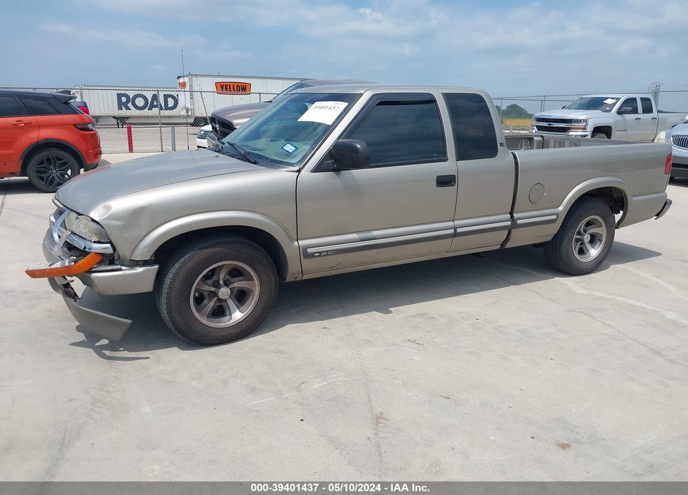 2000 CHEVROLET S-10 LS VIN: 1GCCS19W6Y8296272