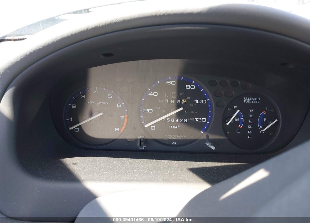 1998 HONDA CIVIC LX VIN: JHMEJ6679WS008670