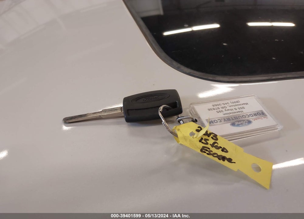 2015 FORD ESCAPE SE VIN: 1FMCU9GX9FUB81847