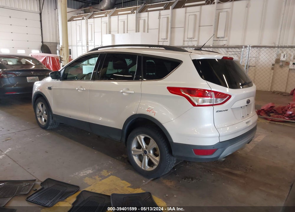 2015 FORD ESCAPE SE VIN: 1FMCU9GX9FUB81847