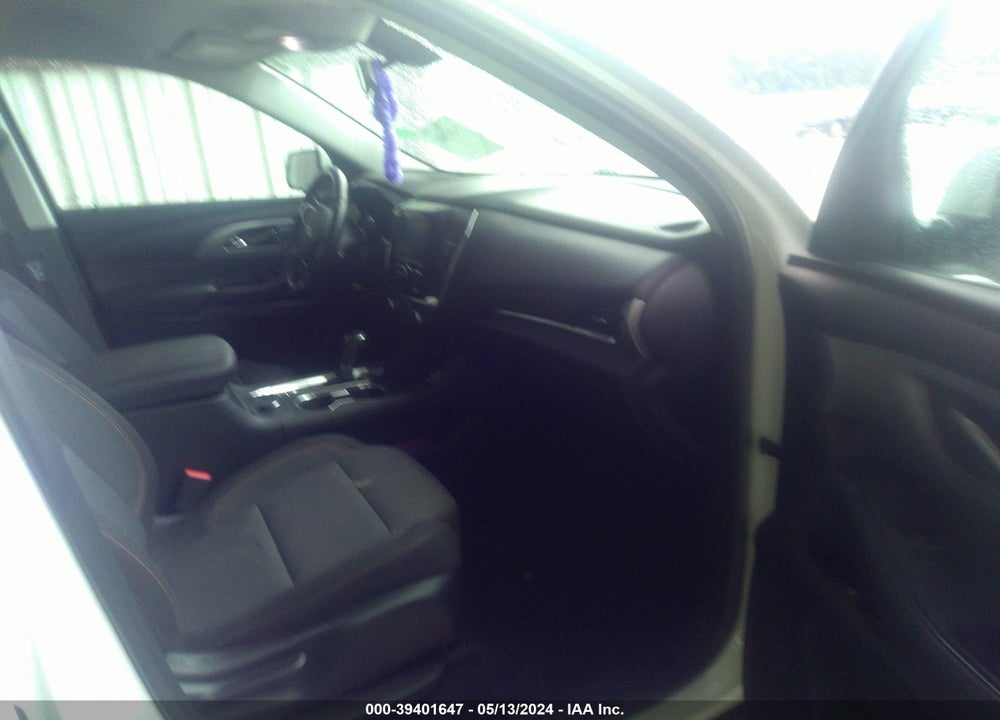 2018 CHEVROLET TRAVERSE 1LT VIN: 1GNERGKW5JJ250116