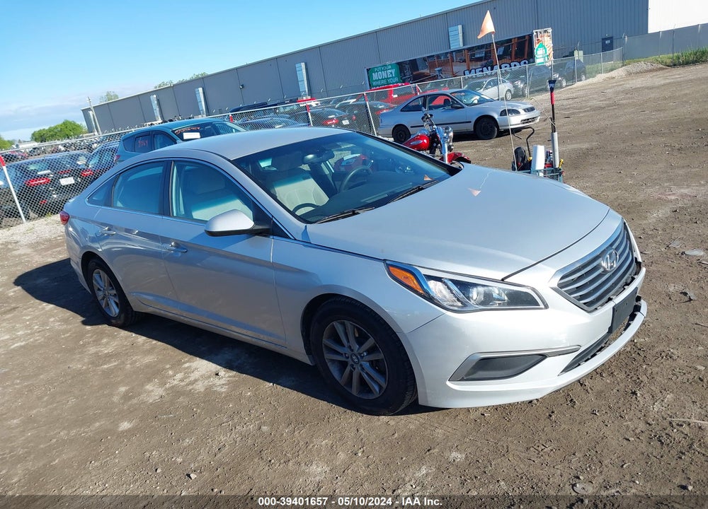 2016 HYUNDAI SONATA SE VIN: 5NPE24AF3GH332943
