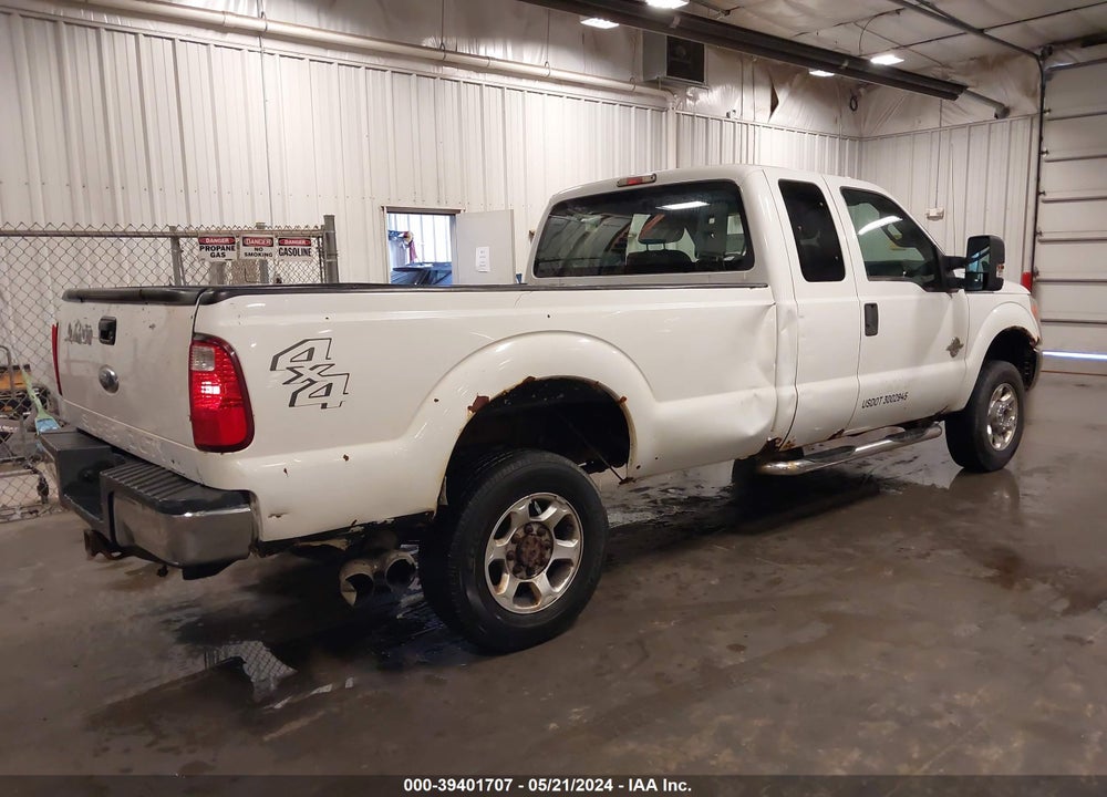 2011 FORD F-350 XLT VIN: 1FT8X3BT9BEB83105