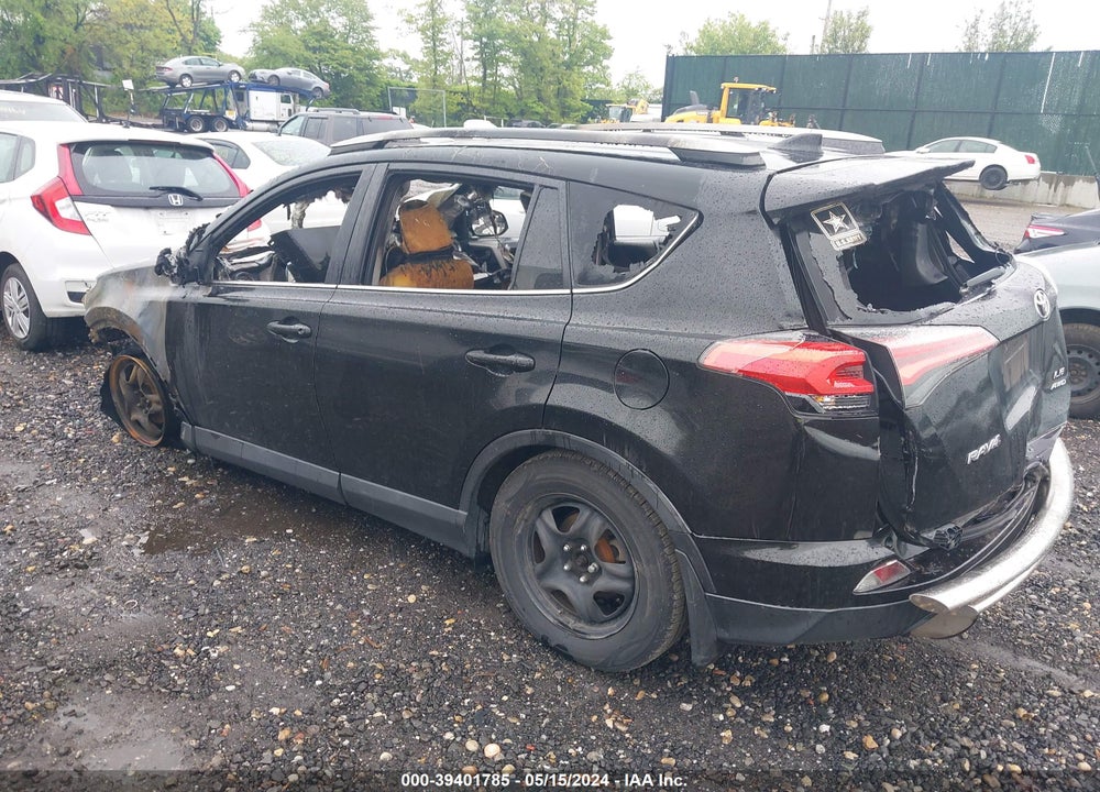 2017 TOYOTA RAV4 LE VIN: 2T3BFREV0HW577215