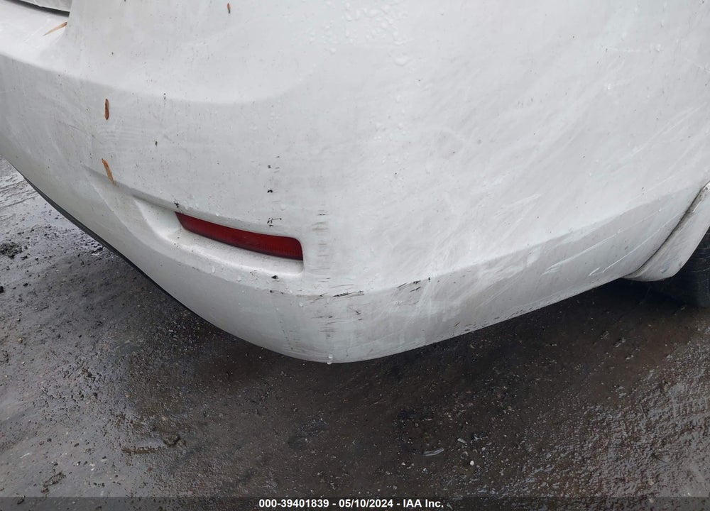 2015 NISSAN SENTRA S VIN: 3N1AB7AP8FY368611