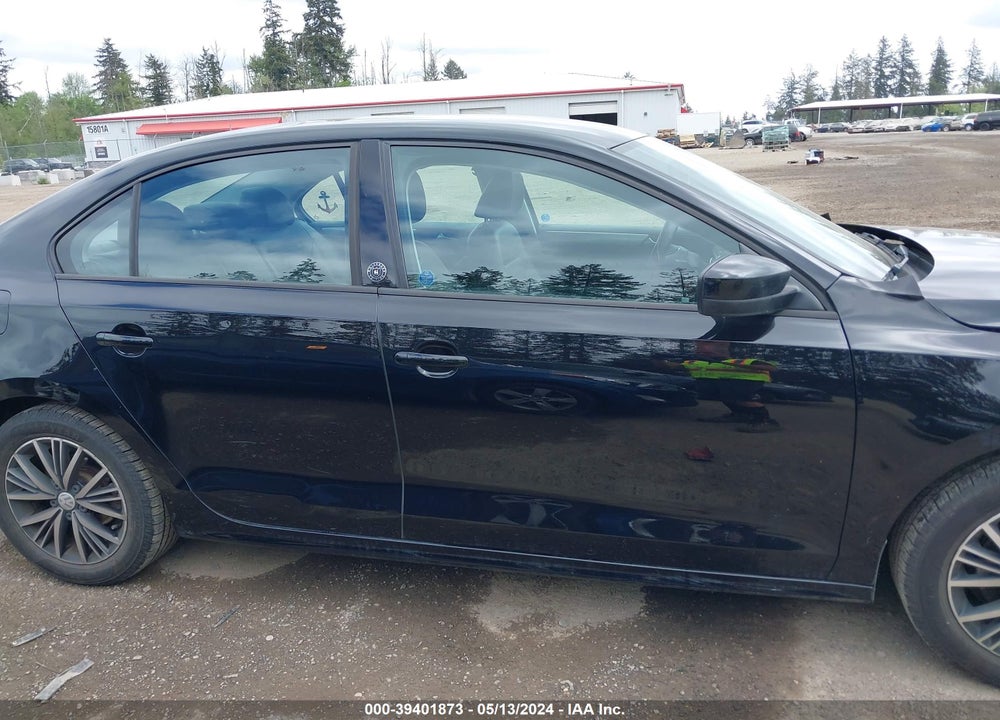 2018 VOLKSWAGEN JETTA 1.4T SE/1.4T WOLFSBURG EDITION VIN: 3VWDB7AJ6JM239740