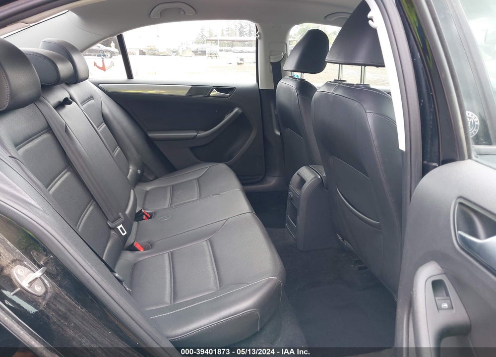2018 VOLKSWAGEN JETTA 1.4T SE/1.4T WOLFSBURG EDITION VIN: 3VWDB7AJ6JM239740
