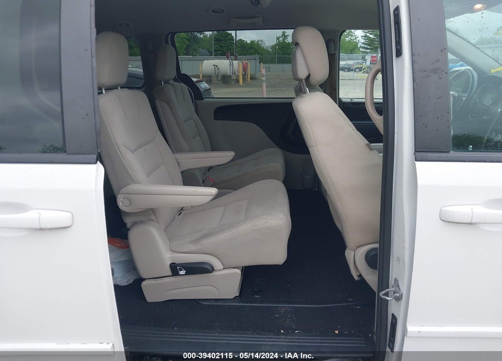 2016 DODGE GRAND CARAVAN SXT VIN: 2C4RDGCG1GR400128
