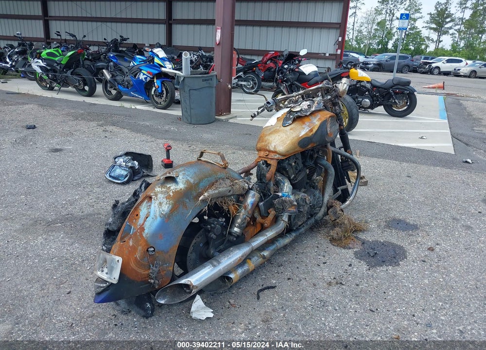 2004 HONDA VTX1300 C VIN: 1HFSC55054A003942