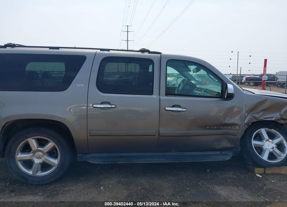 2008 CHEVROLET SUBURBAN 1500 LTZ VIN: 3GNFC16088G300589