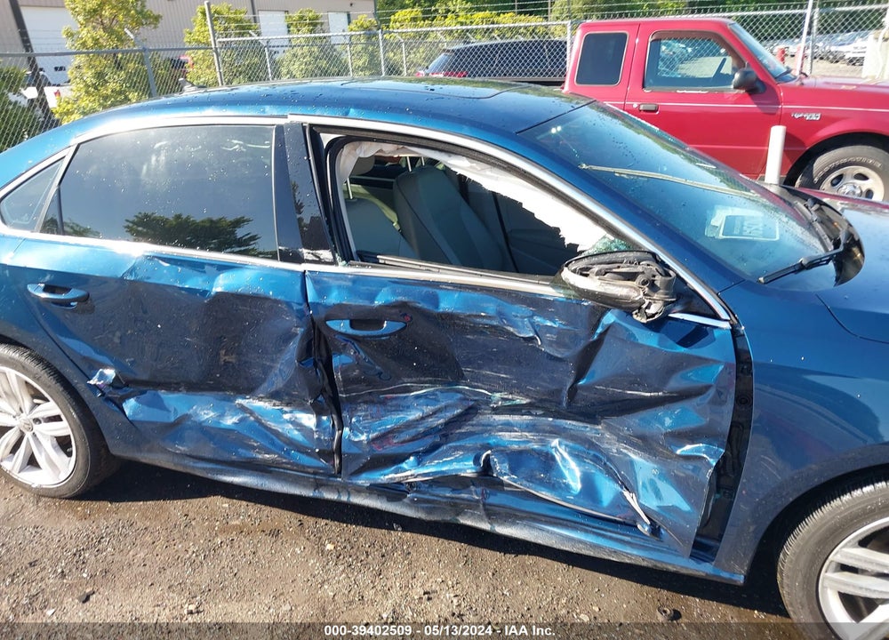 2018 VOLKSWAGEN PASSAT 2.0T SE VIN: 1VWBA7A36JC011119