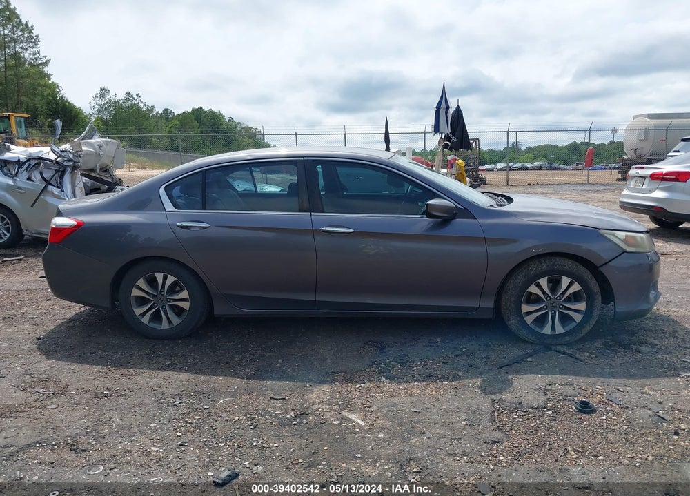 2015 HONDA ACCORD LX VIN: 1HGCR2F37FA063066