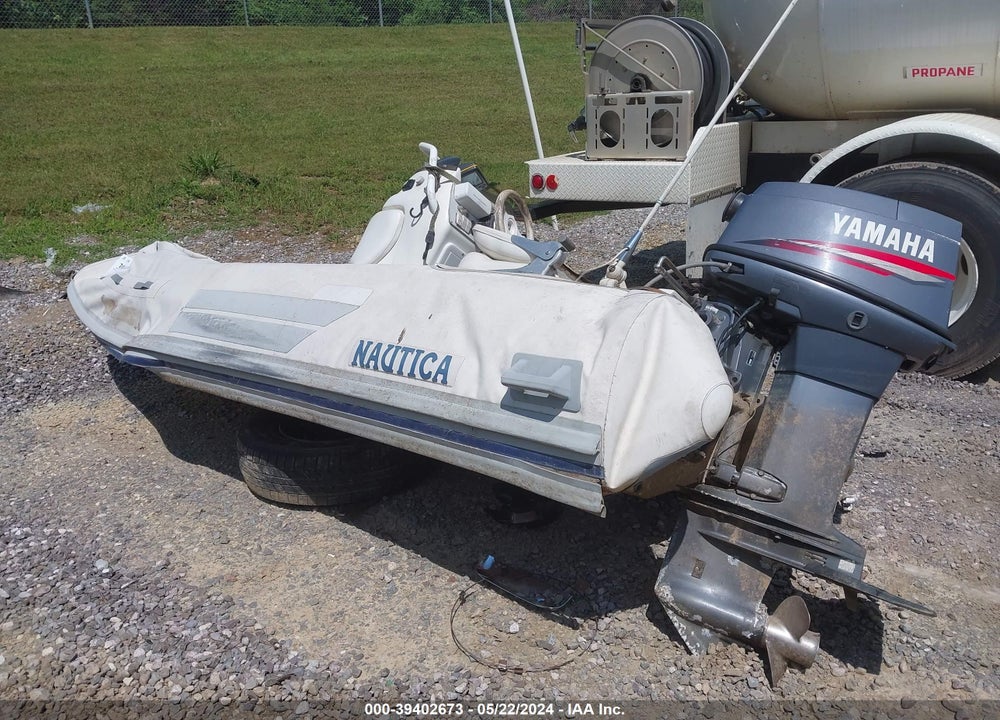1995 NOVURANIA DINGHY VIN: PKD0881SE595