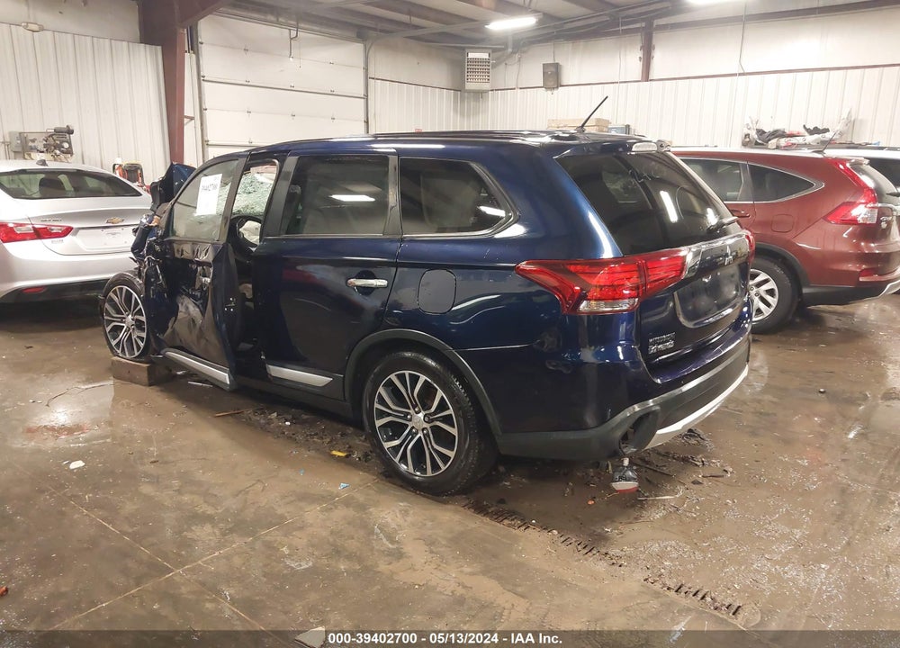 2016 MITSUBISHI OUTLANDER SE VIN: JA4AD3A38GZ051863