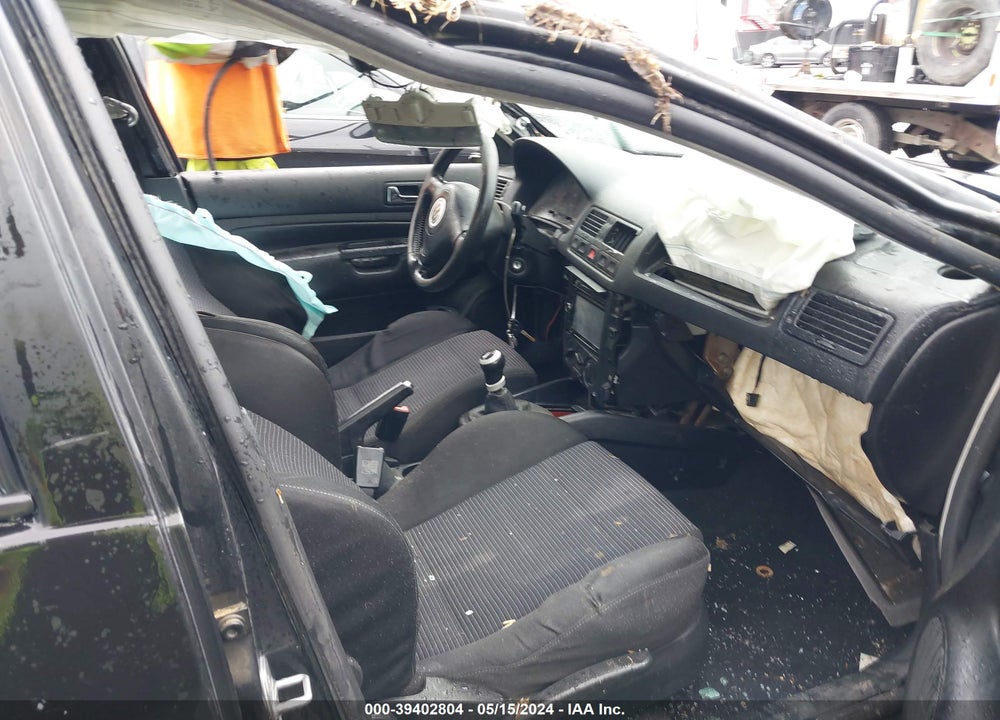 2003 VOLKSWAGEN JETTA GLI VIN: 3VWVH69M03M066005
