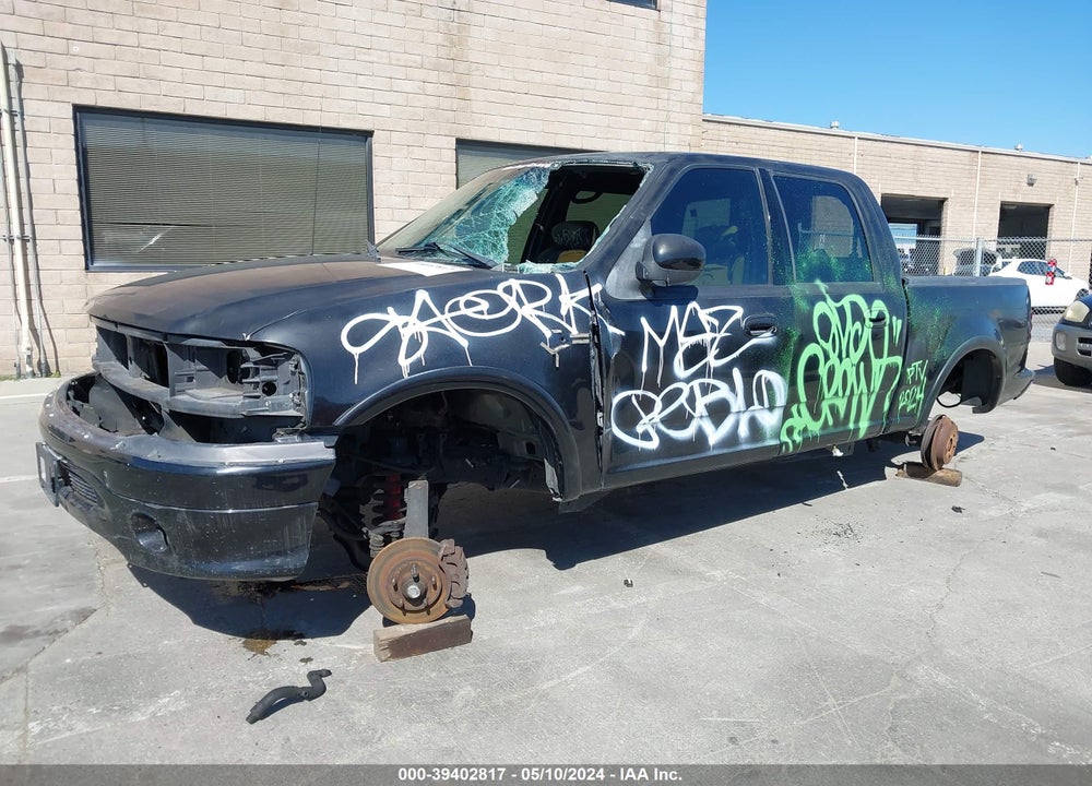 2002 FORD F-150 LARIAT VIN: 1FTRW07332KD59940