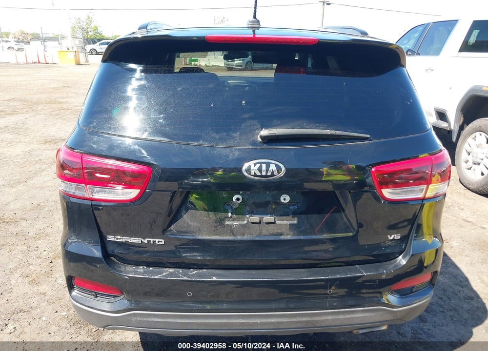 2019 KIA SORENTO 3.3L S VIN: 5XYPGDA5XKG583802