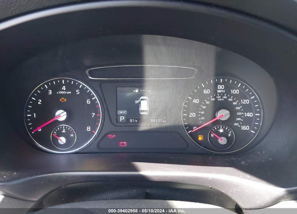 2019 KIA SORENTO 3.3L S VIN: 5XYPGDA5XKG583802