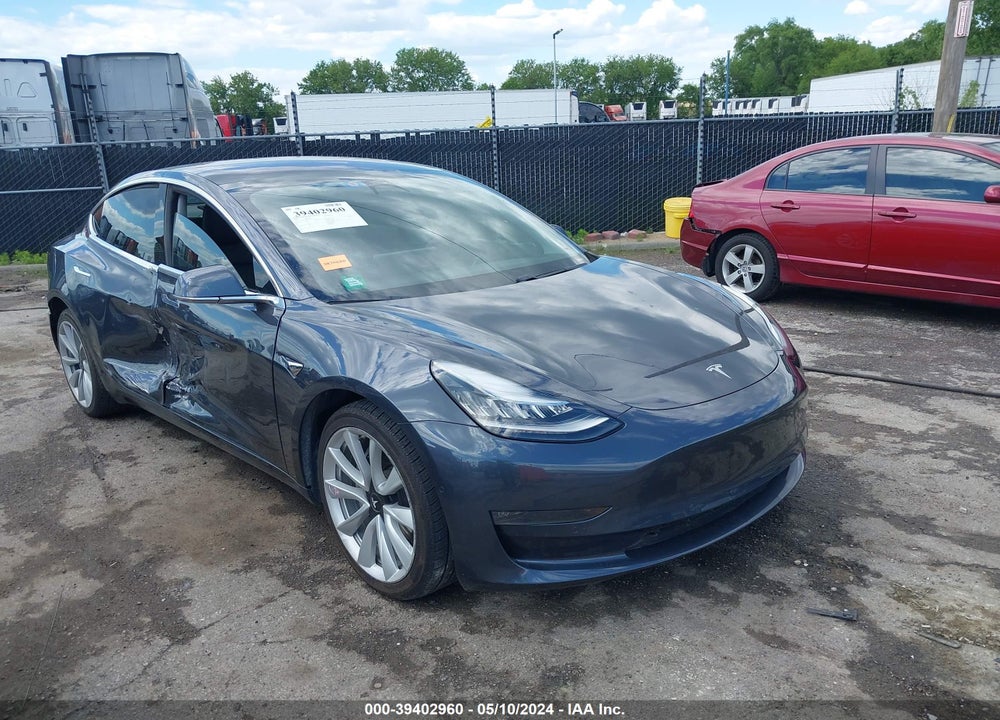 2018 TESLA MODEL 3 LONG RANGE/PERFORMANCE VIN: 5YJ3E1EB7JF077000