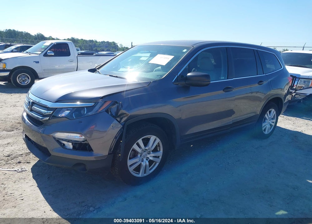 2018 HONDA PILOT LX VIN: 5FNYF6H11JB029639