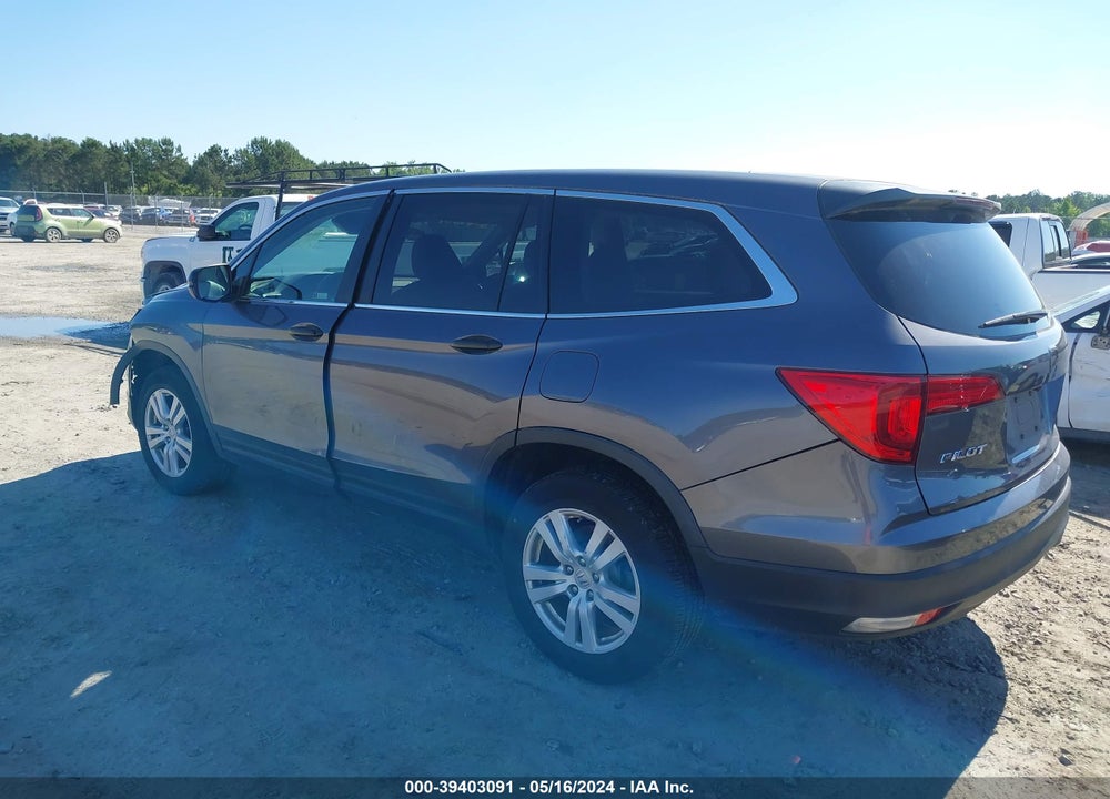 2018 HONDA PILOT LX VIN: 5FNYF6H11JB029639