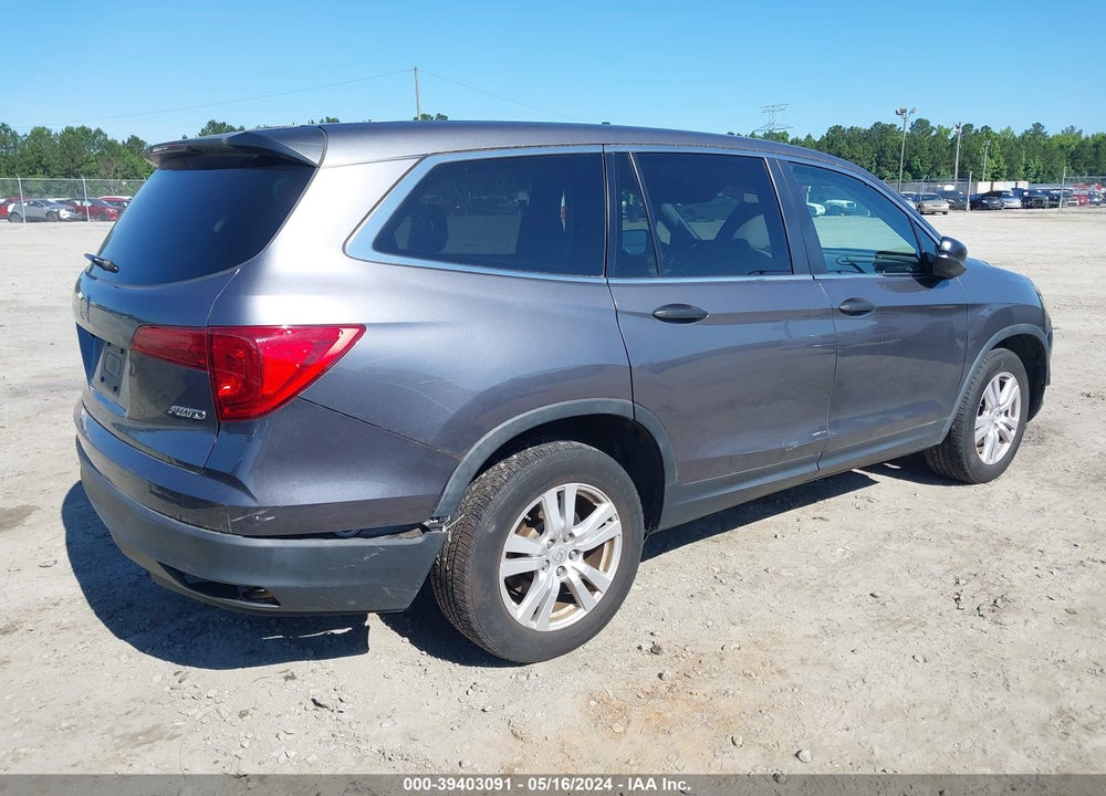 2018 HONDA PILOT LX VIN: 5FNYF6H11JB029639