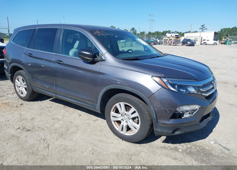 2018 HONDA PILOT LX VIN: 5FNYF6H11JB029639