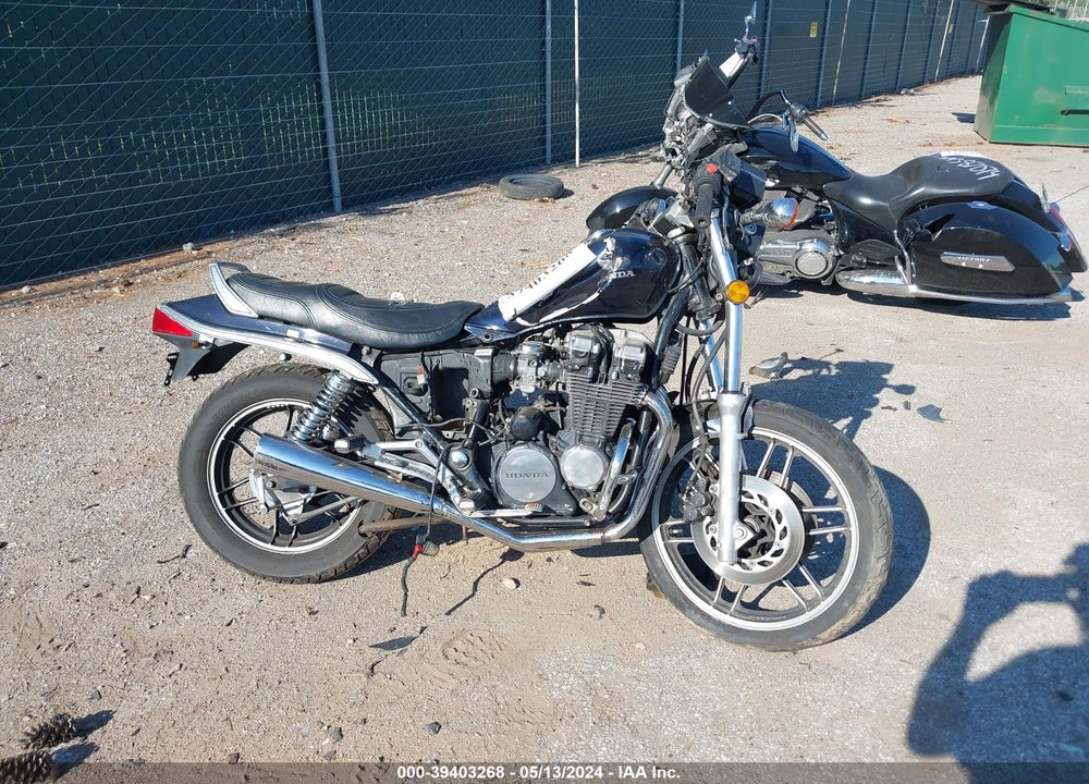 1983 HONDA CB650 SC VIN: JH2RC1300DM014924