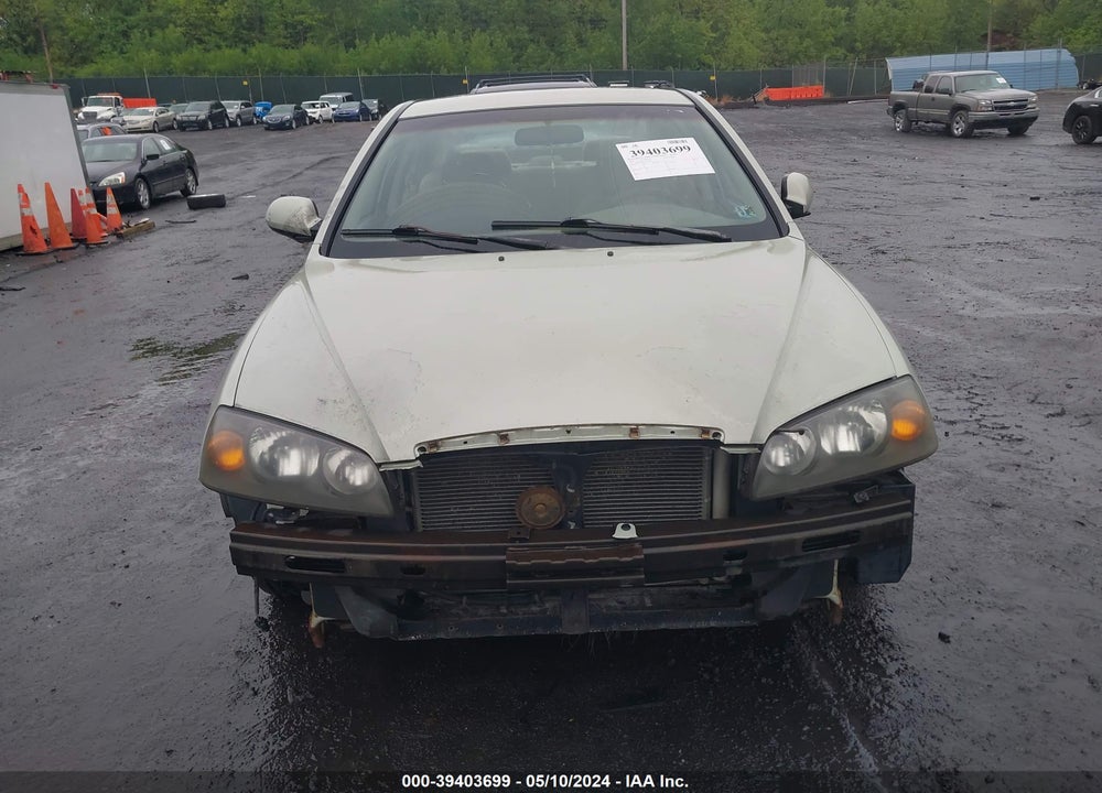 2004 HYUNDAI ELANTRA GLS/GT VIN: KMHDN46D24U708961