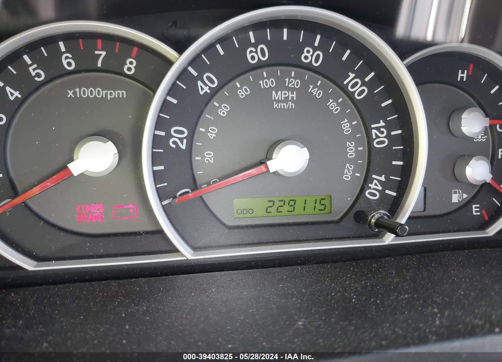 2007 KIA SORENTO LX VIN: KNDJD736475669922