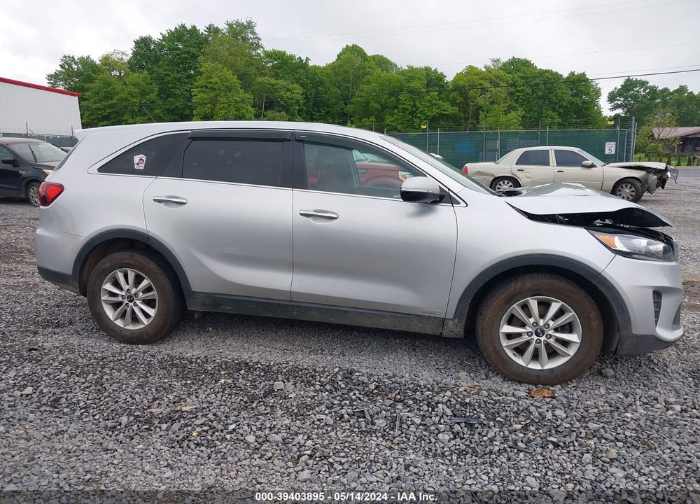 2019 KIA SORENTO 2.4L LX VIN: 5XYPGDA33KG509989