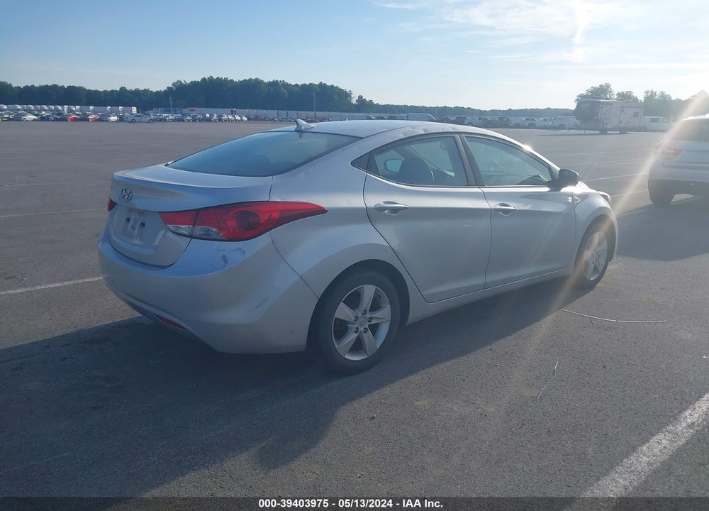 2013 HYUNDAI ELANTRA GLS VIN: KMHDH4AE8DU582404