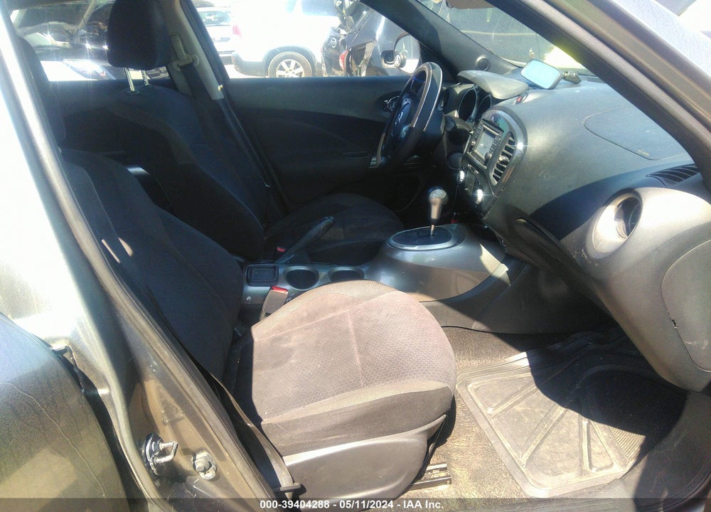2012 NISSAN JUKE SV VIN: JN8AF5MR6CT100197