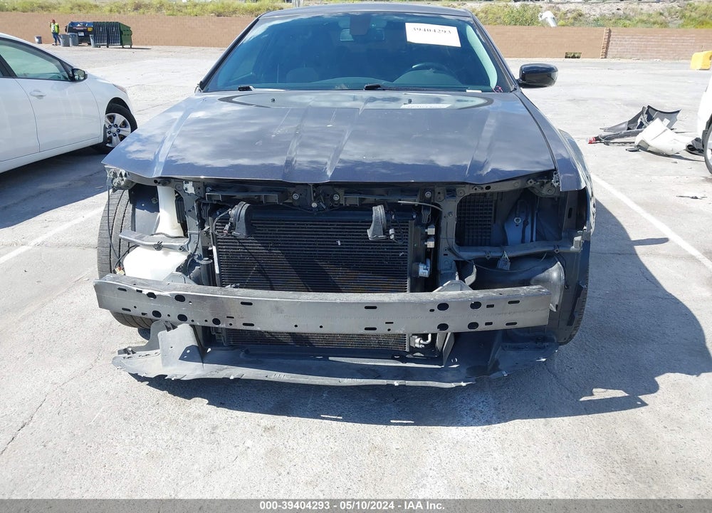 2020 CHRYSLER 300 TOURING VIN: 2C3CCAAG3LH233476