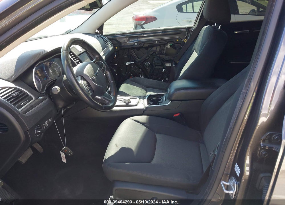 2020 CHRYSLER 300 TOURING VIN: 2C3CCAAG3LH233476