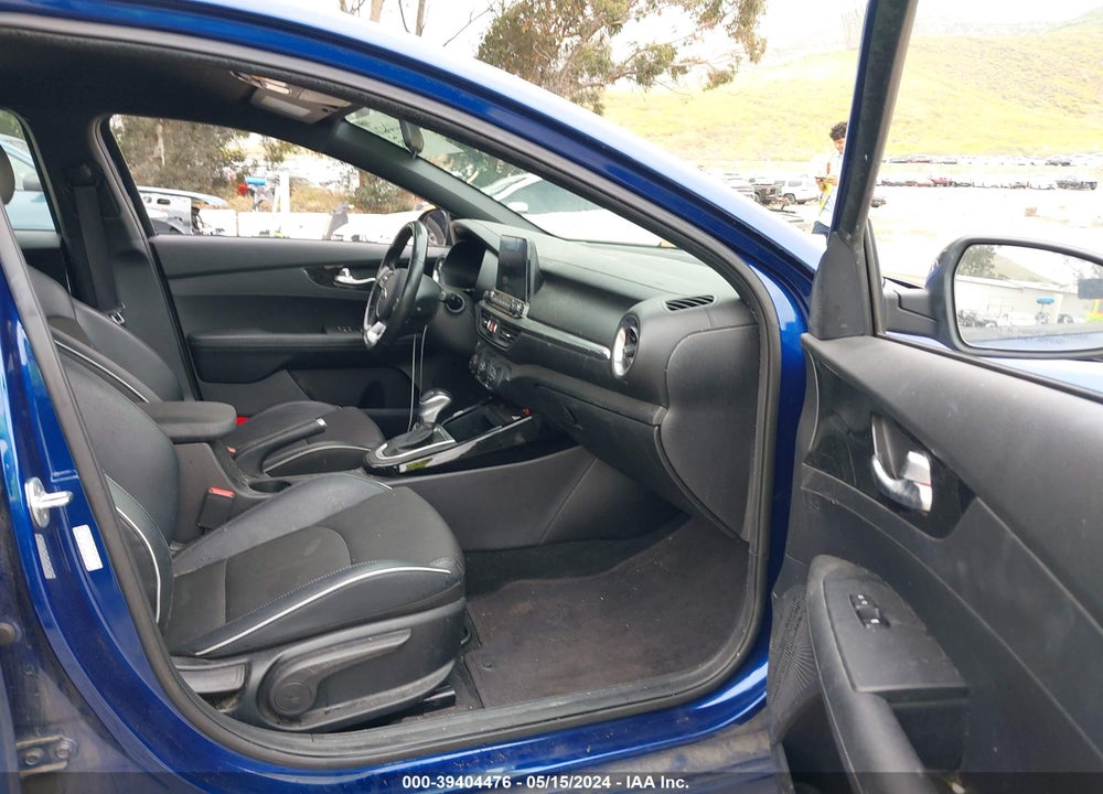 2021 KIA FORTE GT LINE VIN: 3KPF34AD1ME391182