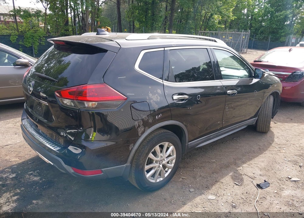 2018 NISSAN ROGUE SV VIN: KNMAT2MT6JP501012