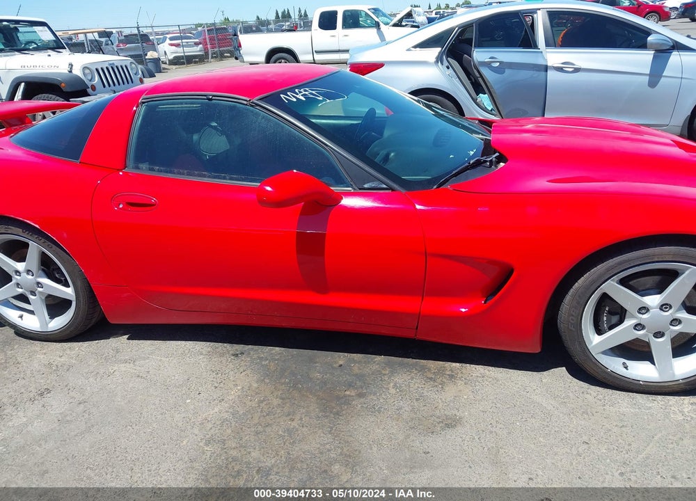 1998 CHEVROLET CORVETTE VIN: 1G1YY22G1W5104583
