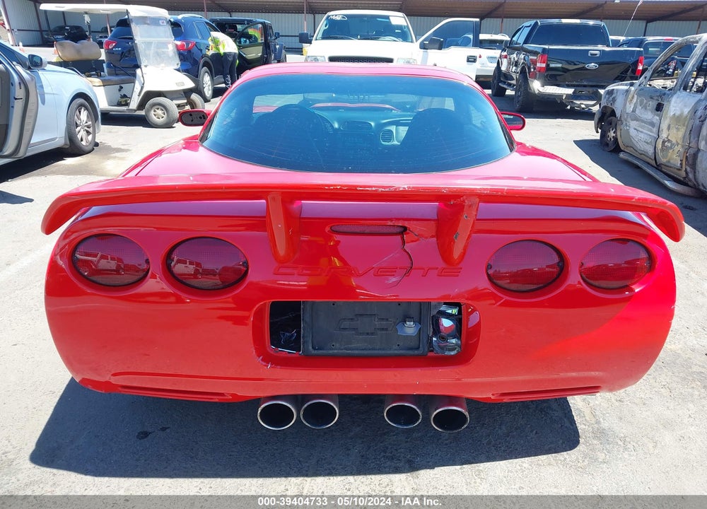 1998 CHEVROLET CORVETTE VIN: 1G1YY22G1W5104583