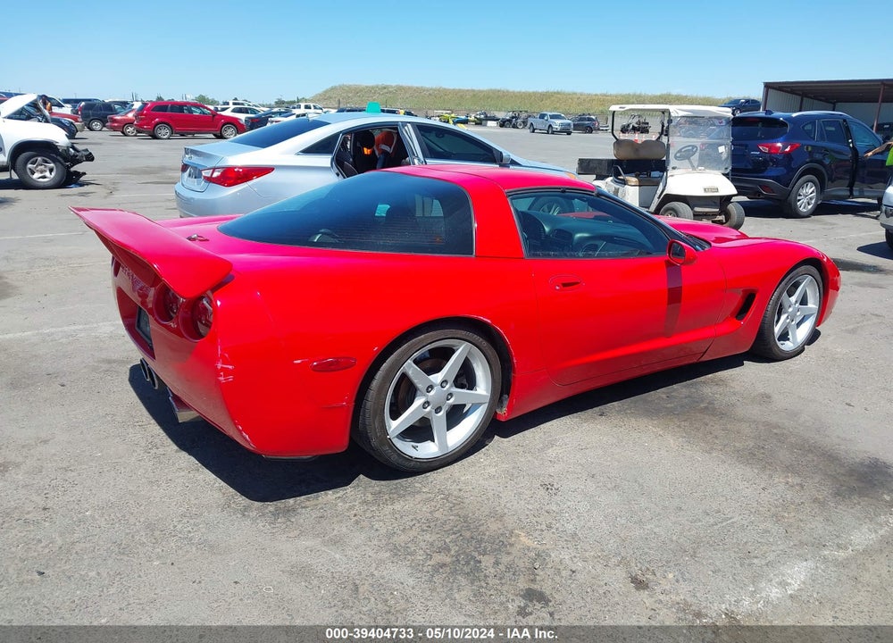 1998 CHEVROLET CORVETTE VIN: 1G1YY22G1W5104583