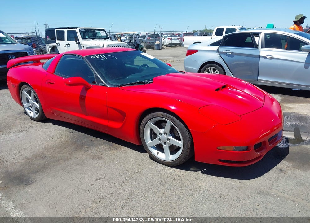 1998 CHEVROLET CORVETTE VIN: 1G1YY22G1W5104583