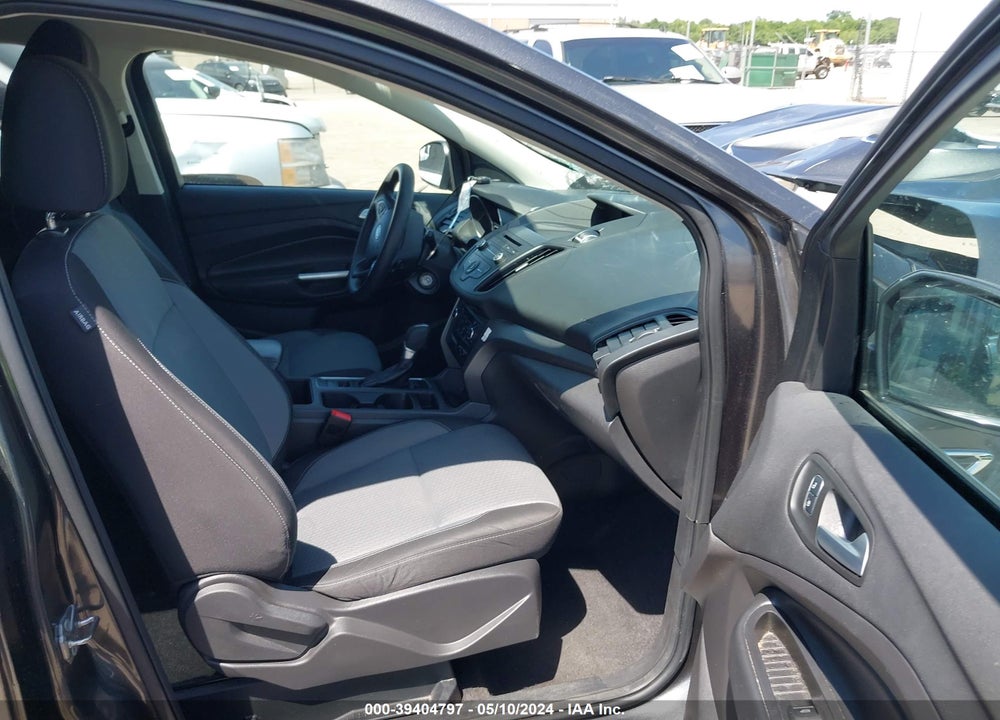 2017 FORD ESCAPE SE VIN: 1FMCU9GD0HUE49564