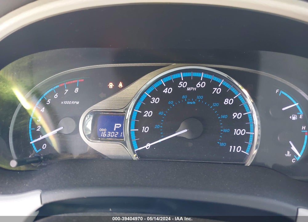 2013 TOYOTA SIENNA XLE V6 8 PASSENGER VIN: 5TDYK3DC2DS301696