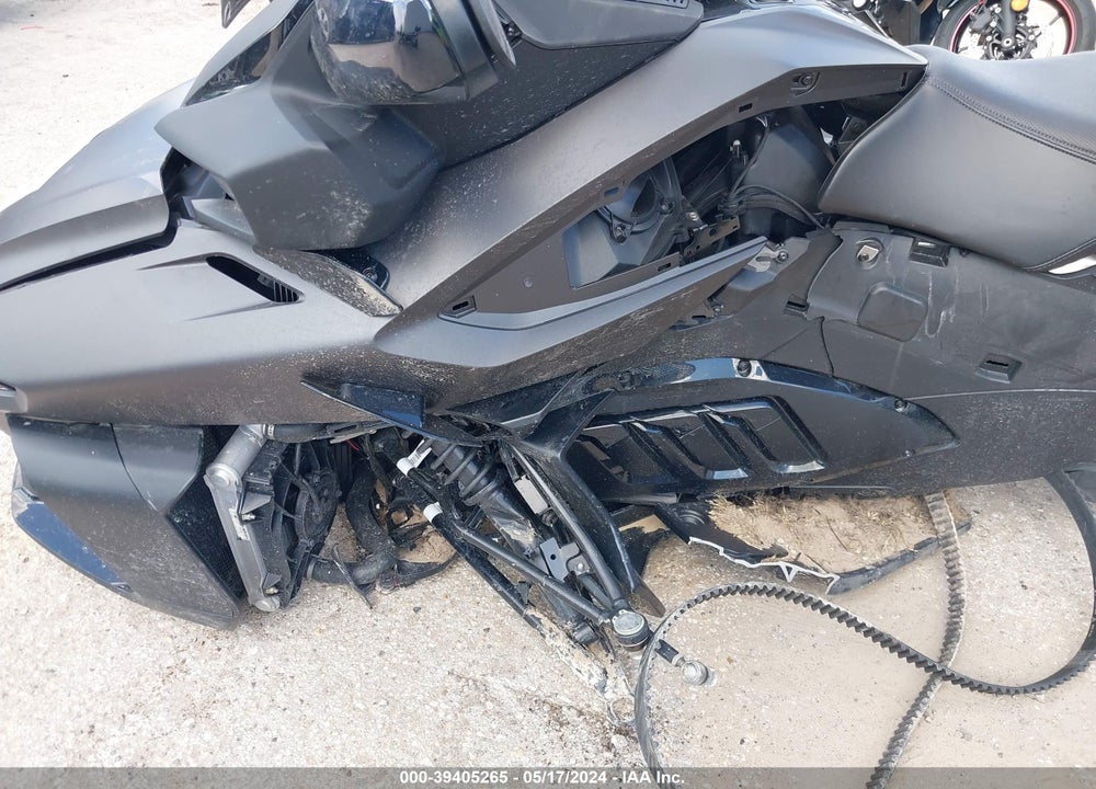 2022 CAN-AM SPYDER ROADSTER RT/RT LIMITED VIN: 2BXNBDD24NV003202