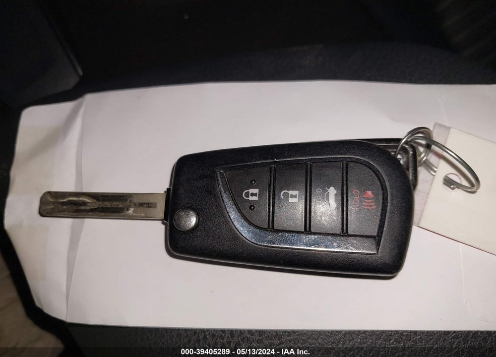 2021 TOYOTA CAMRY SE VIN: 4T1G11AK0MU538080