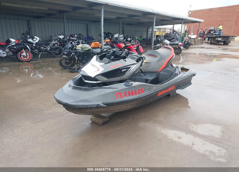 2014 SEADOO GTX 260 LTD VIN: YDV21763A414