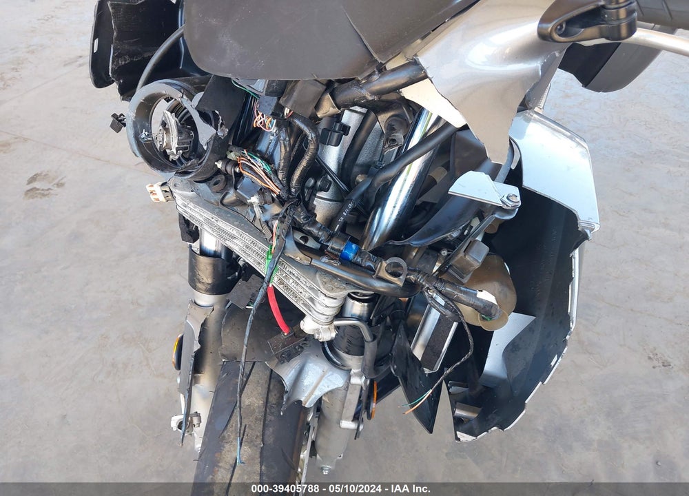 2008 HONDA VFR800 VIN: JH2RC46038M000079