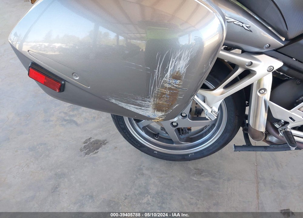 2008 HONDA VFR800 VIN: JH2RC46038M000079