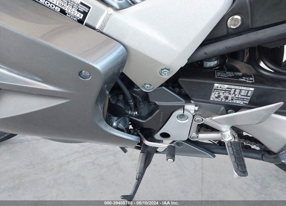 2008 HONDA VFR800 VIN: JH2RC46038M000079